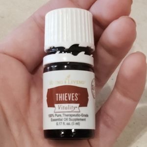 5 Ml thieves vitality oil